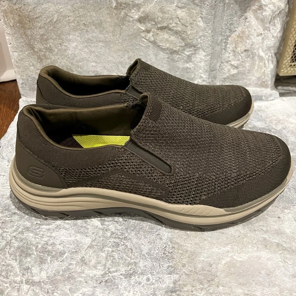 Skechers Mens Relaxed Fit Air-Cooled Memory Foam Taupe Sneakers Size 12